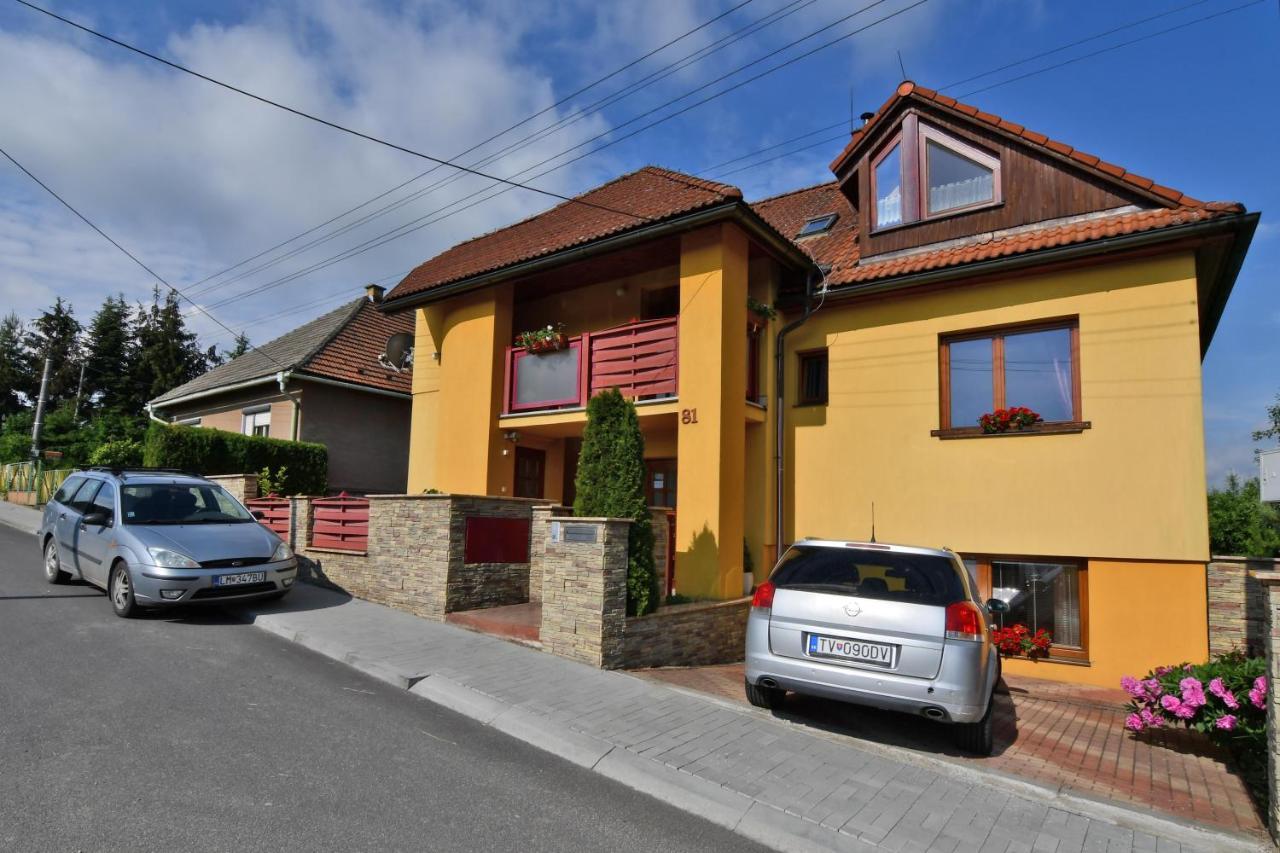Vip Apartmany Besenova Exterior photo