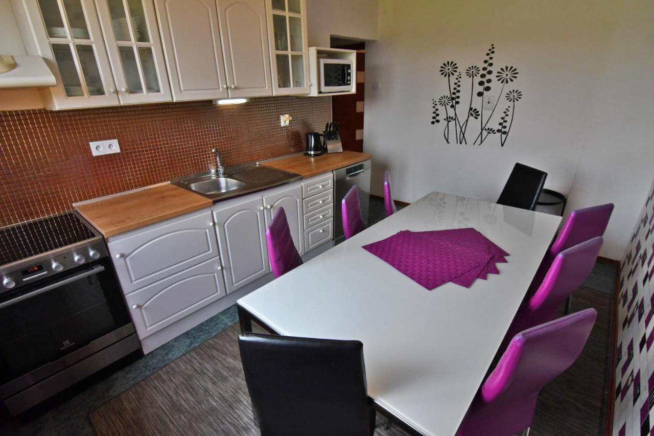Vip Apartmany Besenova Exterior photo