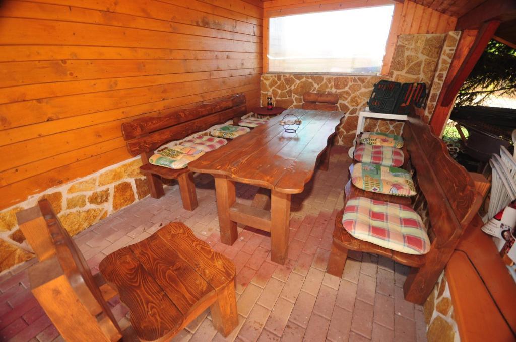 Vip Apartmany Besenova Exterior photo